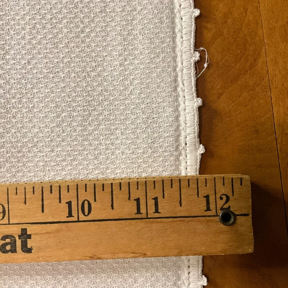 Vintage Embroidered Table Runner White‎ Red Floral Crochet Edge Kitchen Dining